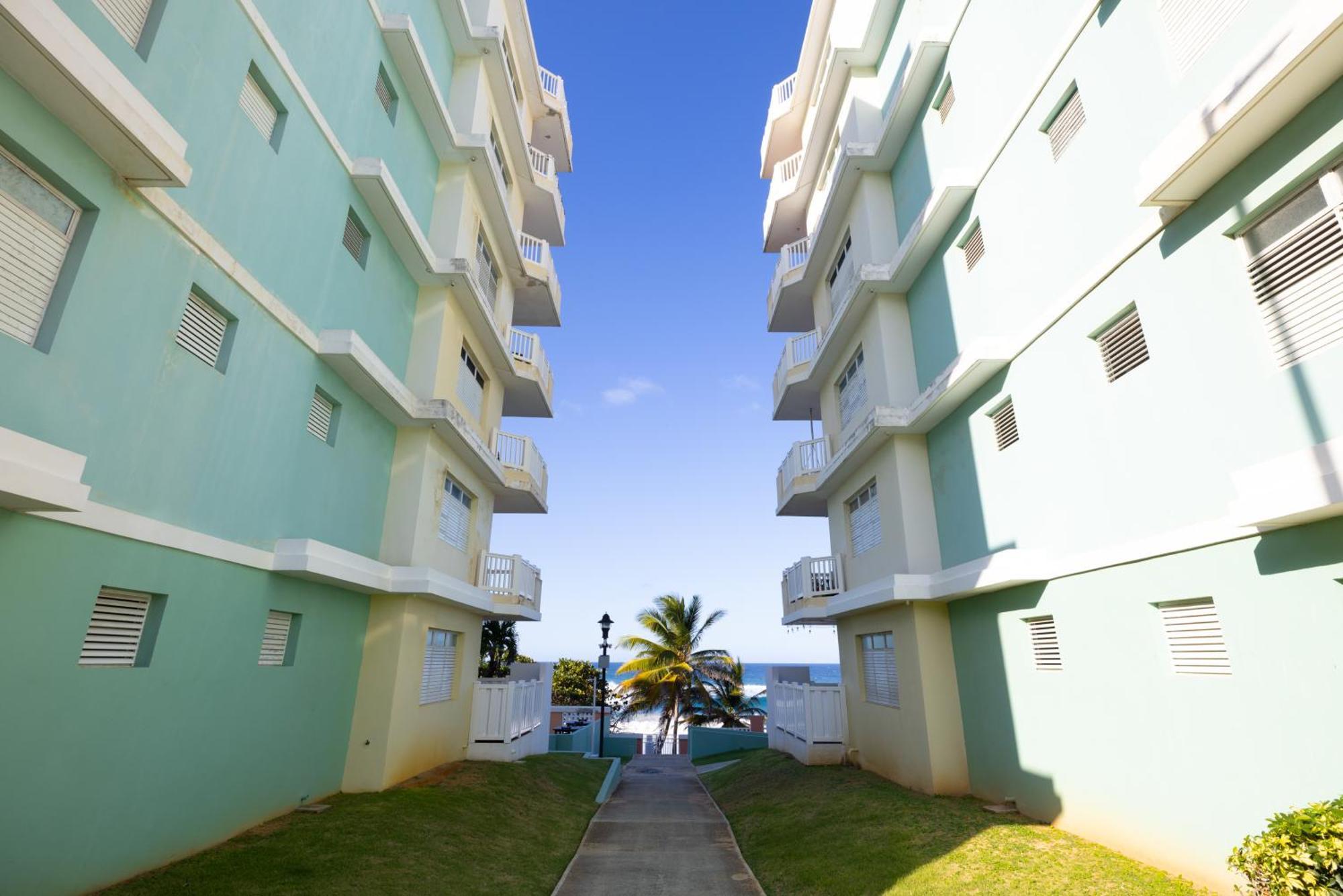 Condo Beach Court Isabela Eksteriør bilde