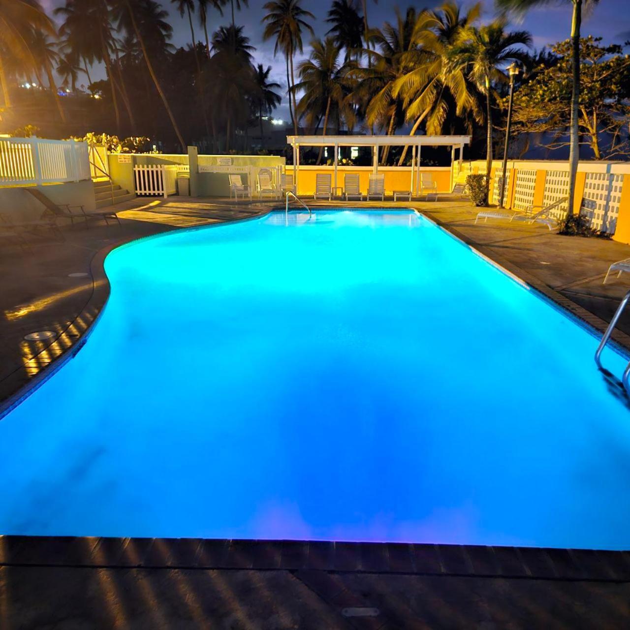 Condo Beach Court Isabela Eksteriør bilde