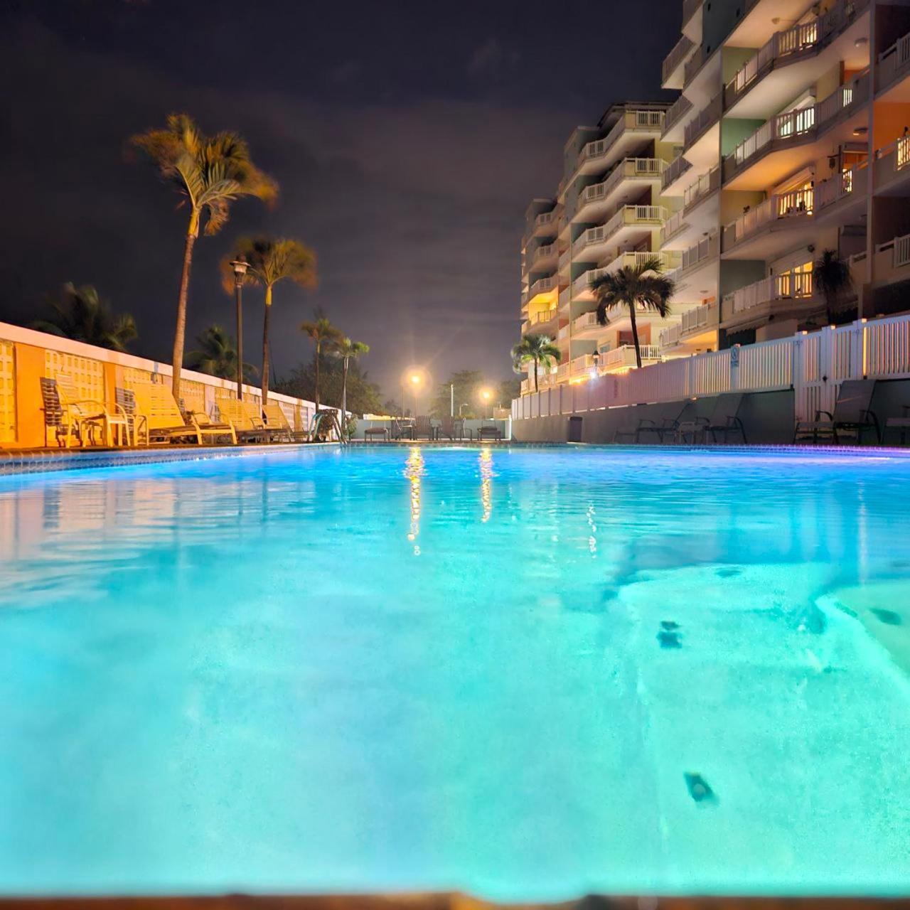Condo Beach Court Isabela Eksteriør bilde